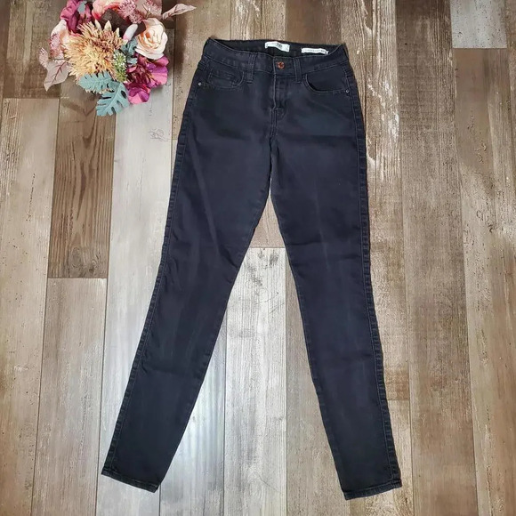 GUESS Los Angeles Power Curvy Mid Jean Size 25 Black NWOT - Picture 6 of 12